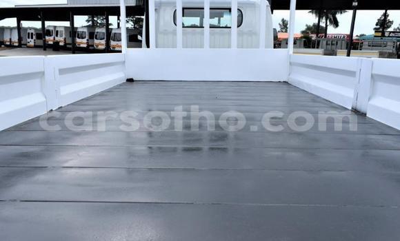 Sayi Na hannu Toyota Dyna Other Babbar mota in Butha–Buthe a Thaba-Tseka Sayi Na hannu Toyota Dyna Other Babbar mota in Butha–Buthe a Thaba-Tseka