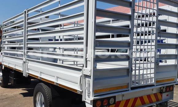 اشتري مستعمل Isuzu FTR 850 White شاحنة في Maseru في Maseru اشتري مستعمل Isuzu FTR 850 White شاحنة في Maseru في Maseru