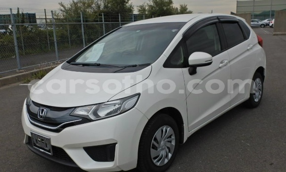 Buy Used Honda FIT White Car in Maseru in Maseru Buy Used Honda FIT White Car in Maseru in Maseru