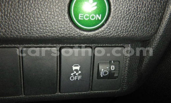 Buy Used Honda FIT White Car in Maseru in Maseru Buy Used Honda FIT White Car in Maseru in Maseru