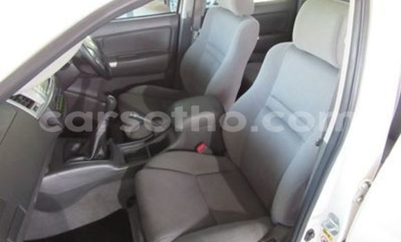 اشتري مستعمل Toyota Hilux White سيارة في Maseru في Maseru اشتري مستعمل Toyota Hilux White سيارة في Maseru في Maseru
