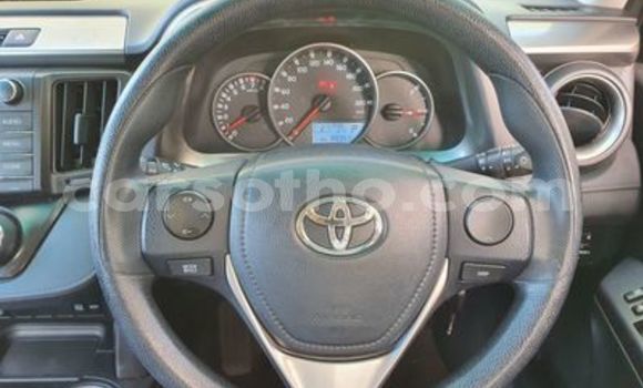 Acheter Occasion Voiture Toyota RAV4 Blanc à Maseru, Maseru Acheter Occasion Voiture Toyota RAV4 Blanc à Maseru, Maseru