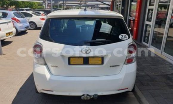 Acheter Occasion Voiture Toyota Verso Blanc à Maseru, Maseru Acheter Occasion Voiture Toyota Verso Blanc à Maseru, Maseru