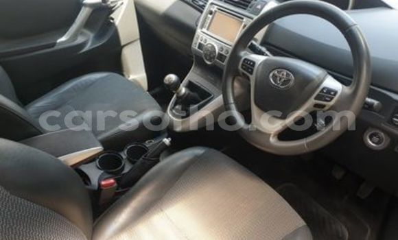 Acheter Occasion Voiture Toyota Verso Blanc à Maseru, Maseru Acheter Occasion Voiture Toyota Verso Blanc à Maseru, Maseru