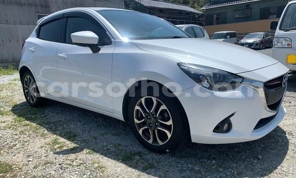 Acheter Occasion Voiture Mazda Demio Blanc à Maseru, Maseru Acheter Occasion Voiture Mazda Demio Blanc à Maseru, Maseru