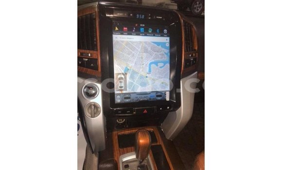 Sayi Imported Toyota Land Cruiser Black Mota in Import - Dubai a Maseru Sayi Imported Toyota Land Cruiser Black Mota in Import - Dubai a Maseru