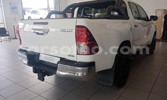 Acheter Occasion Voiture Toyota Hilux Blanc à Maseru, Maseru Acheter Occasion Voiture Toyota Hilux Blanc à Maseru, Maseru