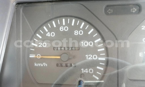 Sayi Na hannu Nissan Urvan White Mota in Maseru a Maseru Sayi Na hannu Nissan Urvan White Mota in Maseru a Maseru