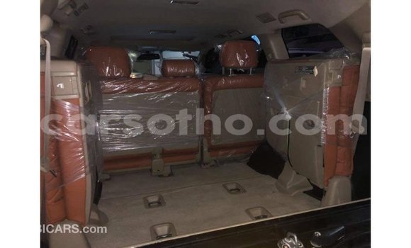 Sayi Imported Toyota Land Cruiser Black Mota in Import - Dubai a Maseru Sayi Imported Toyota Land Cruiser Black Mota in Import - Dubai a Maseru