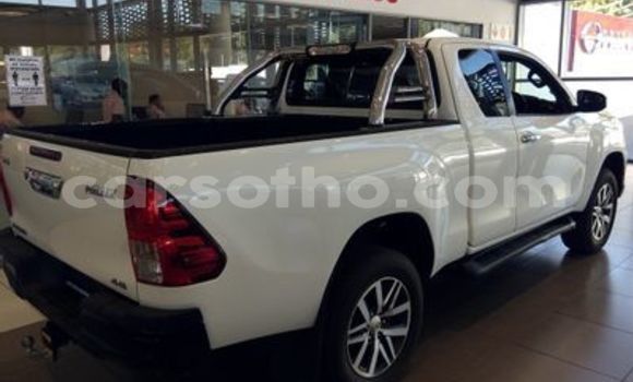Acheter Occasion Voiture Toyota Hilux Blanc à Maseru, Maseru Acheter Occasion Voiture Toyota Hilux Blanc à Maseru, Maseru