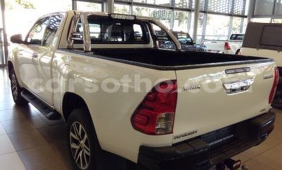 Acheter Occasion Voiture Toyota Hilux Blanc à Maseru, Maseru Acheter Occasion Voiture Toyota Hilux Blanc à Maseru, Maseru