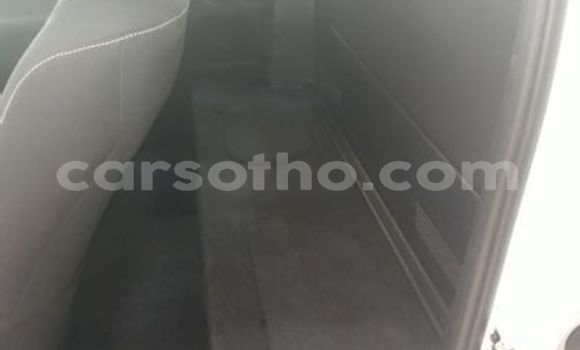 Acheter Occasion Voiture Toyota Hilux Blanc à Maseru, Maseru Acheter Occasion Voiture Toyota Hilux Blanc à Maseru, Maseru