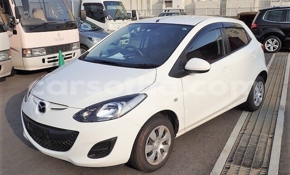 اشتري مستعمل Mazda Demio White سيارة في Maseru في Maseru اشتري مستعمل Mazda Demio White سيارة في Maseru في Maseru