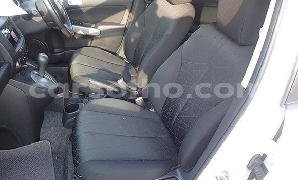 اشتري مستعمل Mazda Demio White سيارة في Maseru في Maseru اشتري مستعمل Mazda Demio White سيارة في Maseru في Maseru