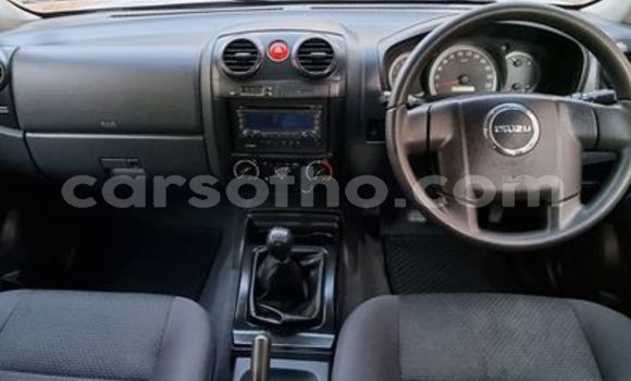 Sayi Na hannu Isuzu KB White Mota in Maseru a Maseru Sayi Na hannu Isuzu KB White Mota in Maseru a Maseru