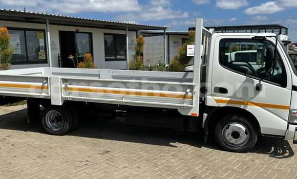 Acheter Occasion Voiture Toyota Dyna Blanc à Maseru, Maseru Acheter Occasion Voiture Toyota Dyna Blanc à Maseru, Maseru