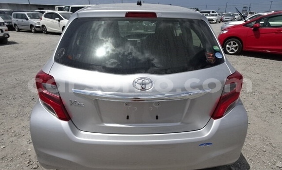 Acheter Occasion Voiture Toyota Vitz Gris à Maseru, Maseru Acheter Occasion Voiture Toyota Vitz Gris à Maseru, Maseru
