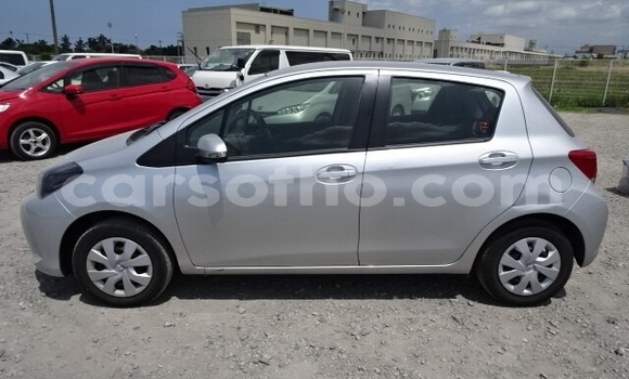 Acheter Occasion Voiture Toyota Vitz Gris à Maseru, Maseru Acheter Occasion Voiture Toyota Vitz Gris à Maseru, Maseru