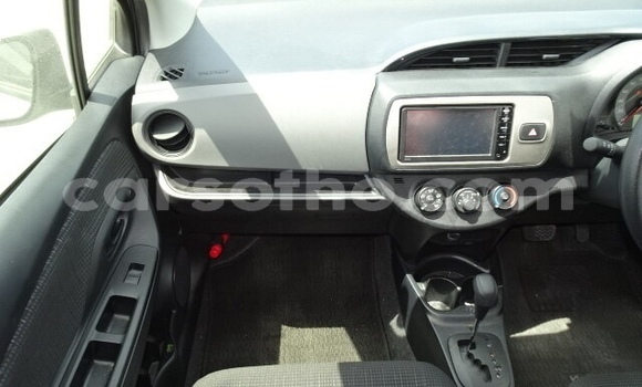 Acheter Occasion Voiture Toyota Vitz Gris à Maseru, Maseru Acheter Occasion Voiture Toyota Vitz Gris à Maseru, Maseru