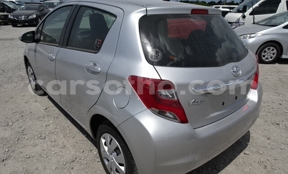Acheter Occasion Voiture Toyota Vitz Gris à Maseru, Maseru Acheter Occasion Voiture Toyota Vitz Gris à Maseru, Maseru