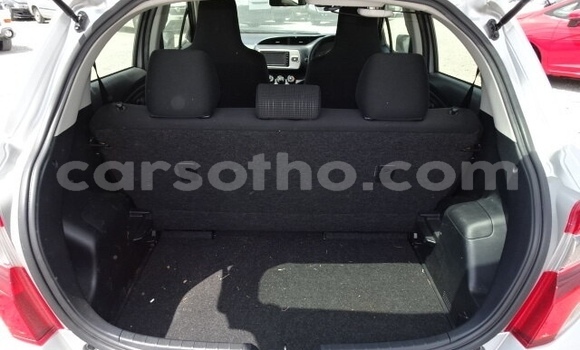 Acheter Occasion Voiture Toyota Vitz Gris à Maseru, Maseru Acheter Occasion Voiture Toyota Vitz Gris à Maseru, Maseru