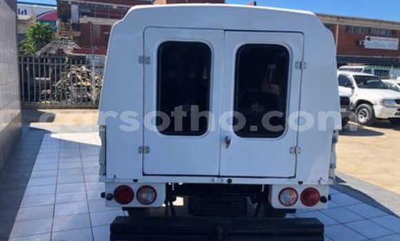 Acheter Occasion Voiture Kia K7 Blanc à Maseru, Maseru Acheter Occasion Voiture Kia K7 Blanc à Maseru, Maseru