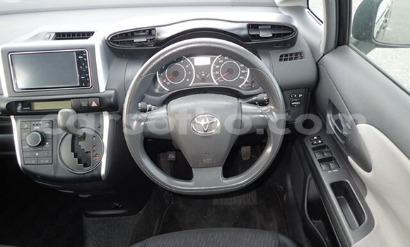 اشتري مستعمل Toyota Wish Silver سيارة في Maseru في Maseru اشتري مستعمل Toyota Wish Silver سيارة في Maseru في Maseru