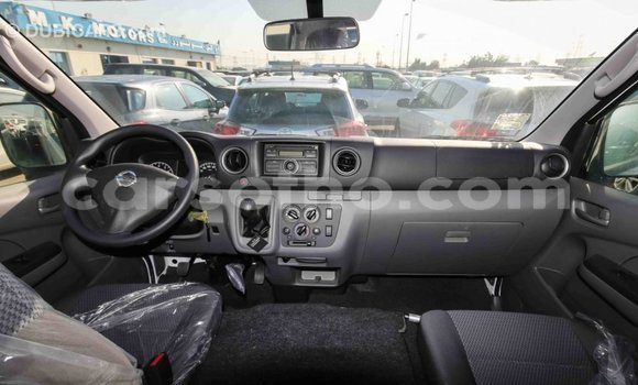 Sayi Imported Nissan Evalia White Babbar mota in Import - Dubai a Maseru Sayi Imported Nissan Evalia White Babbar mota in Import - Dubai a Maseru