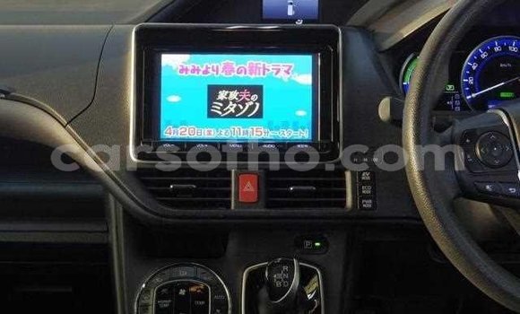 Acheter Import Voiture Toyota Noah Autre à Maseru, Maseru Acheter Import Voiture Toyota Noah Autre à Maseru, Maseru