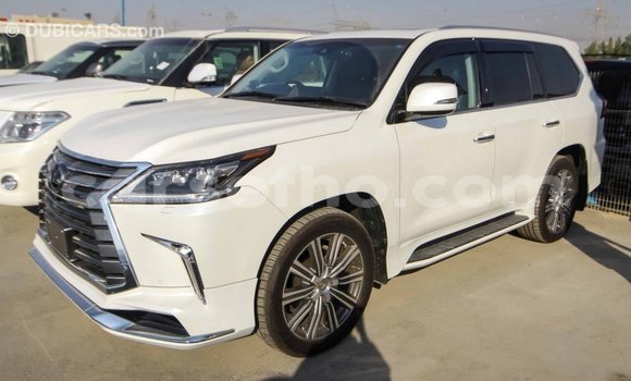 Sayi Imported Lexus LX White Mota in Import - Dubai a Maseru Sayi Imported Lexus LX White Mota in Import - Dubai a Maseru