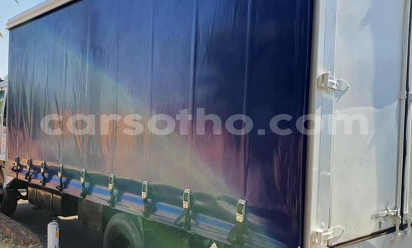 Sayi Na hannu Isuzu FTR 850 White Babbar mota in Maseru a Maseru Sayi Na hannu Isuzu FTR 850 White Babbar mota in Maseru a Maseru