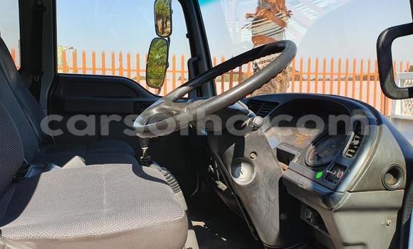 Sayi Na hannu Isuzu FTR 850 White Babbar mota in Maseru a Maseru Sayi Na hannu Isuzu FTR 850 White Babbar mota in Maseru a Maseru