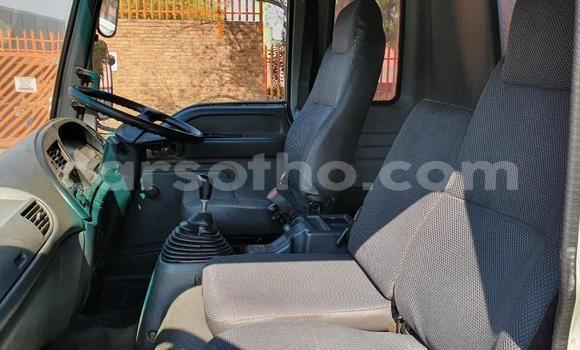 Sayi Na hannu Isuzu FTR 850 White Babbar mota in Maseru a Maseru Sayi Na hannu Isuzu FTR 850 White Babbar mota in Maseru a Maseru