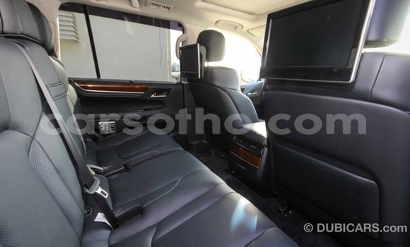Sayi Imported Lexus LX White Mota in Import - Dubai a Maseru Sayi Imported Lexus LX White Mota in Import - Dubai a Maseru