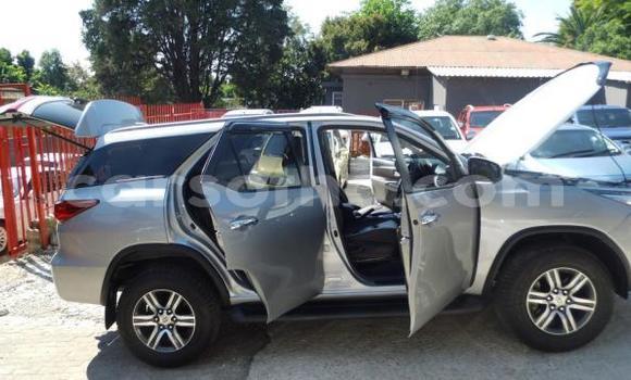 Sayi Imported Toyota Fortuner Other Mota in Maseru a Maseru Sayi Imported Toyota Fortuner Other Mota in Maseru a Maseru