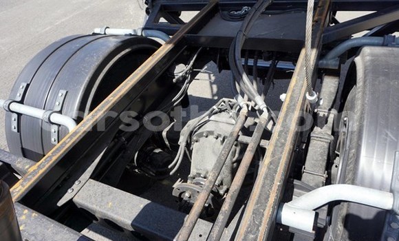 Sayi Na hannu Nissan UD White Babbar mota in Butha–Buthe a Thaba-Tseka Sayi Na hannu Nissan UD White Babbar mota in Butha–Buthe a Thaba-Tseka