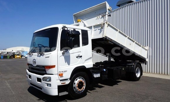 Sayi Na hannu Nissan UD White Babbar mota in Butha–Buthe a Thaba-Tseka Sayi Na hannu Nissan UD White Babbar mota in Butha–Buthe a Thaba-Tseka