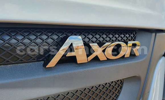 Acheter Occasion Utilitaire Mercedes‒Benz Tipper Blanc à Butha–Buthe, Thaba-Tseka Acheter Occasion Utilitaire Mercedes‒Benz Tipper Blanc à Butha–Buthe, Thaba-Tseka