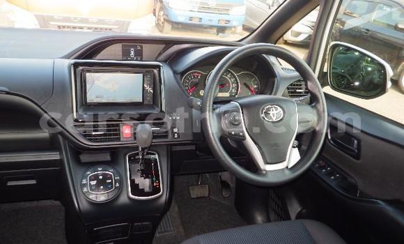 اشتري Imported Toyota Noah Other سيارة في Maseru في Maseru اشتري Imported Toyota Noah Other سيارة في Maseru في Maseru