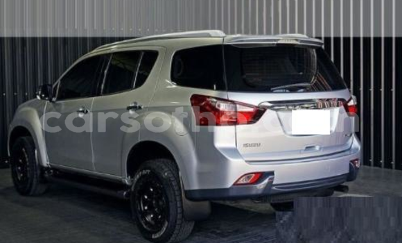 Sayi Imported Isuzu MU-X Other Mota in Maseru a Maseru Sayi Imported Isuzu MU-X Other Mota in Maseru a Maseru