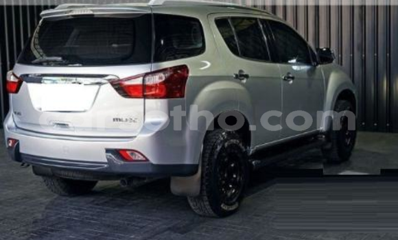 Sayi Imported Isuzu MU-X Other Mota in Maseru a Maseru Sayi Imported Isuzu MU-X Other Mota in Maseru a Maseru