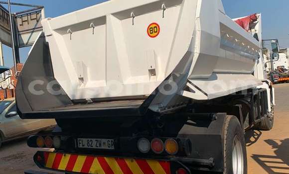 Buy Used Man Silent White Truck in Butha–Buthe in Thaba-Tseka Buy Used Man Silent White Truck in Butha–Buthe in Thaba-Tseka