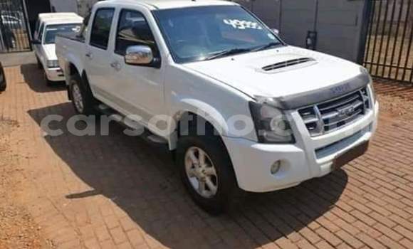 Buy Used Isuzu KB White Car in Maseru in Maseru Buy Used Isuzu KB White Car in Maseru in Maseru