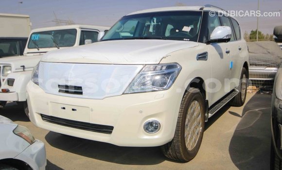 Buy Import Nissan Patrol White Car in Import - Dubai in Maseru Buy Import Nissan Patrol White Car in Import - Dubai in Maseru