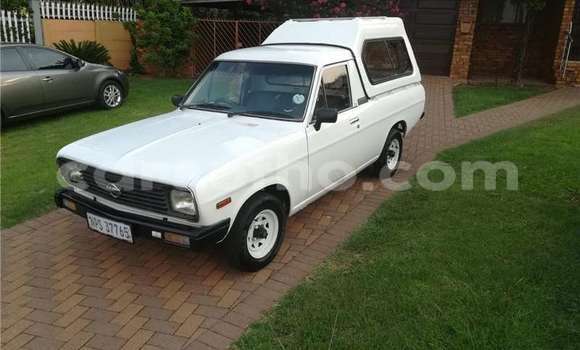 Buy Used Nissan Cherry White Car in Maputsoe in Leribe Buy Used Nissan Cherry White Car in Maputsoe in Leribe