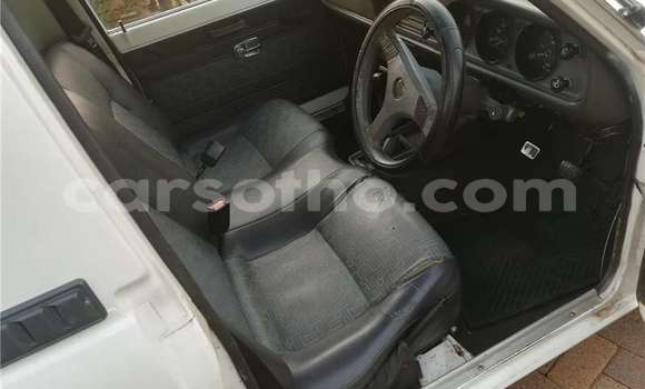 Buy Used Nissan Cherry White Car in Maputsoe in Leribe Buy Used Nissan Cherry White Car in Maputsoe in Leribe