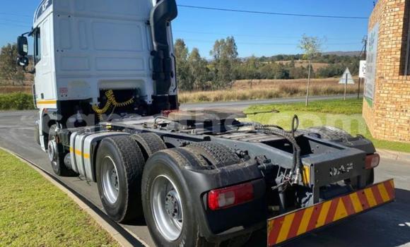 اشتري مستعمل DAF CF White شاحنة في Maseru في Maseru اشتري مستعمل DAF CF White شاحنة في Maseru في Maseru