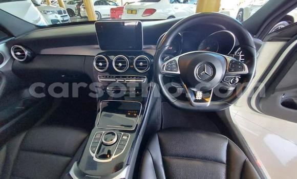اشتري مستعمل Mercedes-Benz E–Class White سيارة في Mokhotlong في Berea اشتري مستعمل Mercedes-Benz E–Class White سيارة في Mokhotlong في Berea