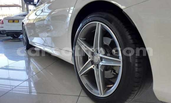 اشتري مستعمل Mercedes-Benz E–Class White سيارة في Mokhotlong في Berea اشتري مستعمل Mercedes-Benz E–Class White سيارة في Mokhotlong في Berea