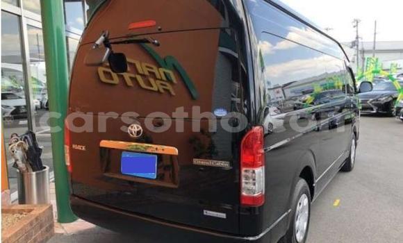 اشتري Imported Toyota Hiace Black سيارة في Maseru في Maseru اشتري Imported Toyota Hiace Black سيارة في Maseru في Maseru